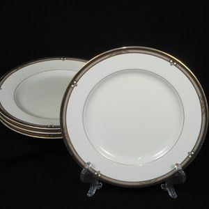 4 Salad Plates. Mikasa L3103 Ebony Circle